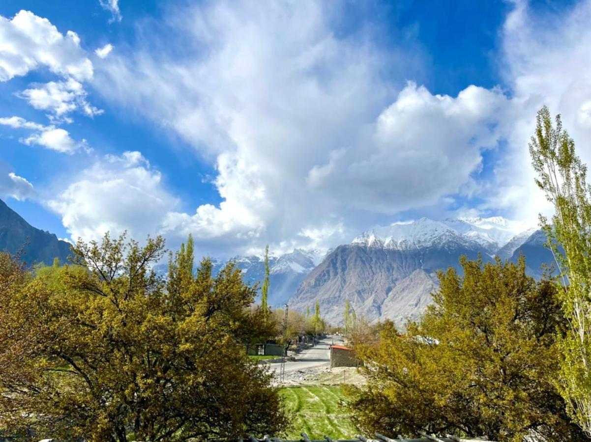 Indus View Hotel Skardu Extérieur photo