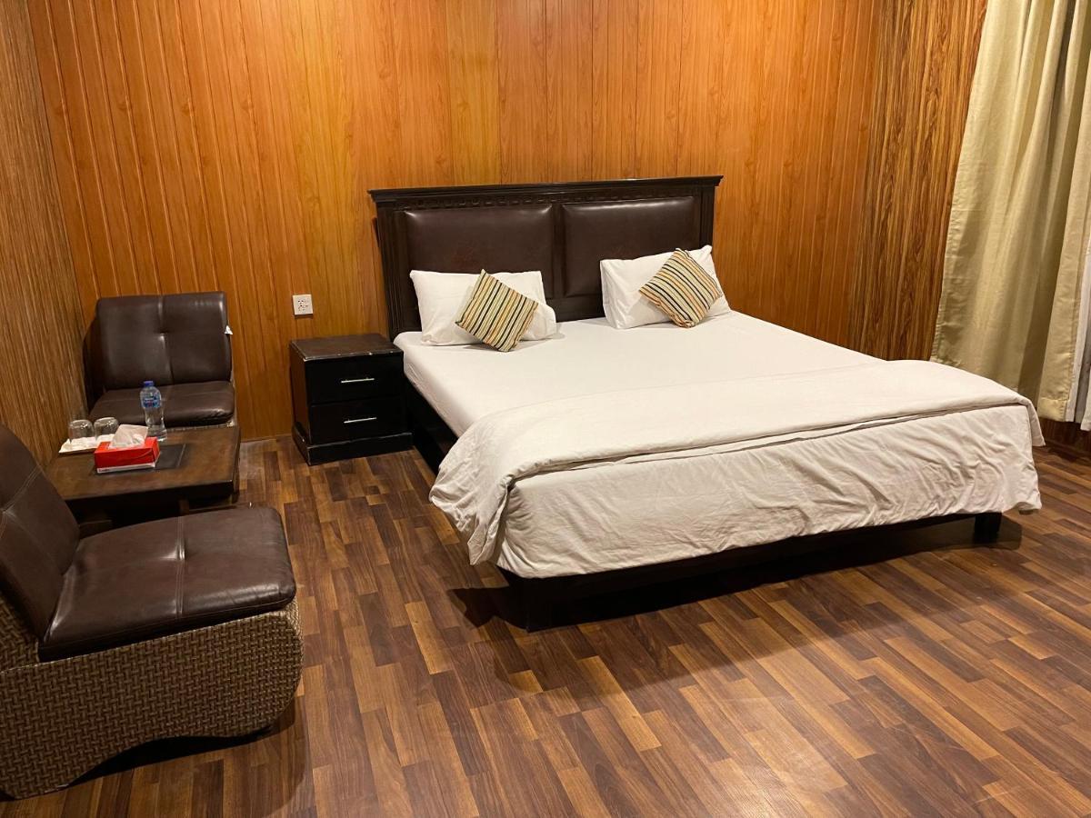 Indus View Hotel Skardu Extérieur photo